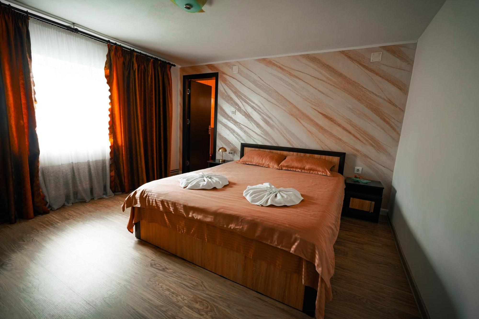 Hotel Casa Andra Baia de Fier Zewnętrze zdjęcie